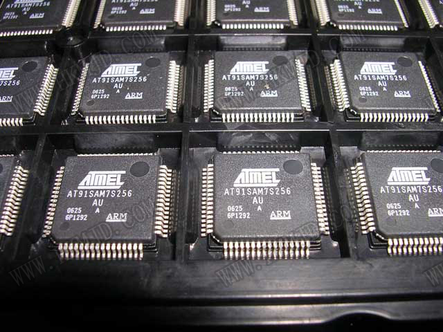 AT91SAM7S256-AU